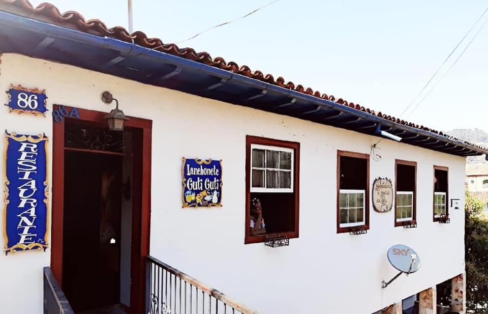 Hospedaria E Hostel Da Deia 오루프레투 외부 사진