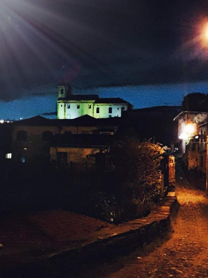 Hospedaria E Hostel Da Deia 오루프레투 외부 사진