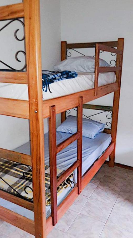 Hospedaria E Hostel Da Deia 오루프레투 외부 사진
